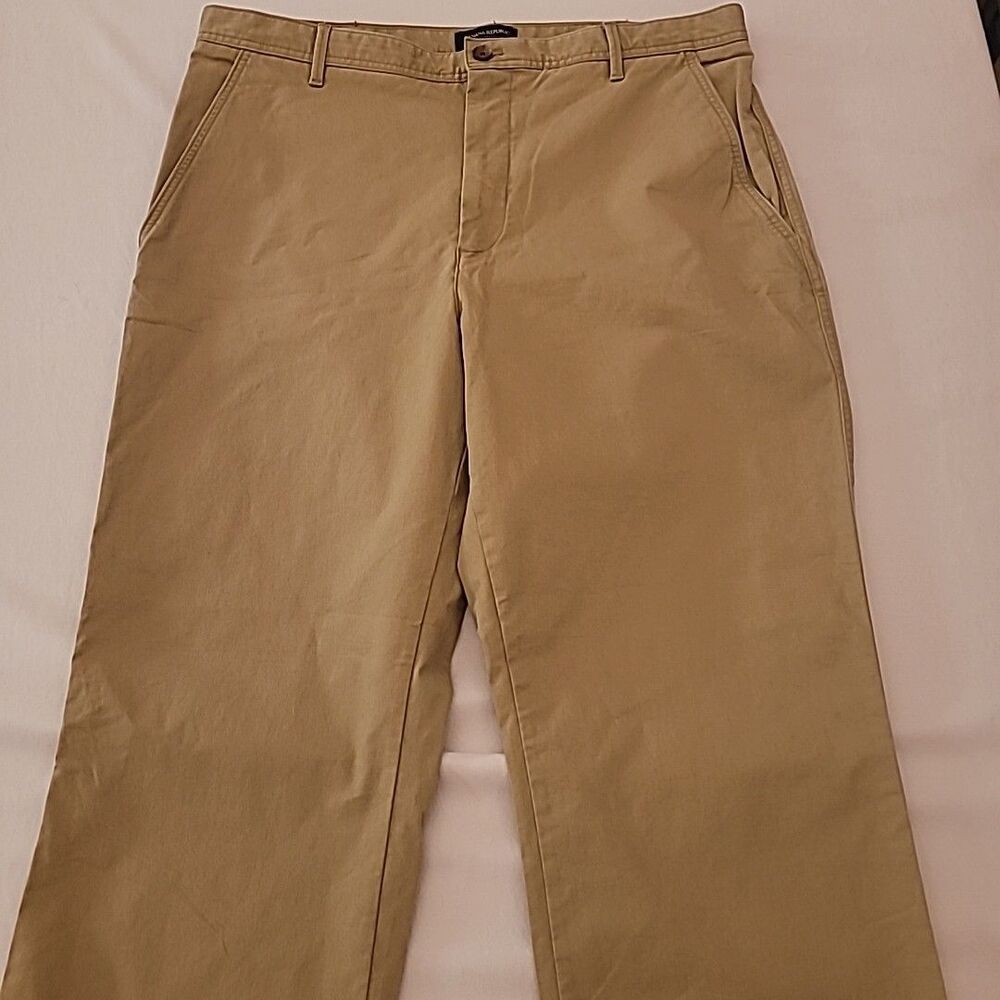 BANANA REPUBLIC High-Rise Authentic Chino Pants Women's Size 16 (38x30.5)